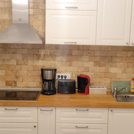 Apartament NOU cu 2 camere cu minibar si parcare GRATIS Bistriţa Exterior foto
