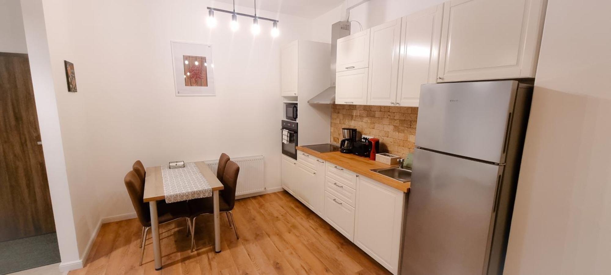 Apartament NOU cu 2 camere cu minibar si parcare GRATIS Bistriţa Exterior foto